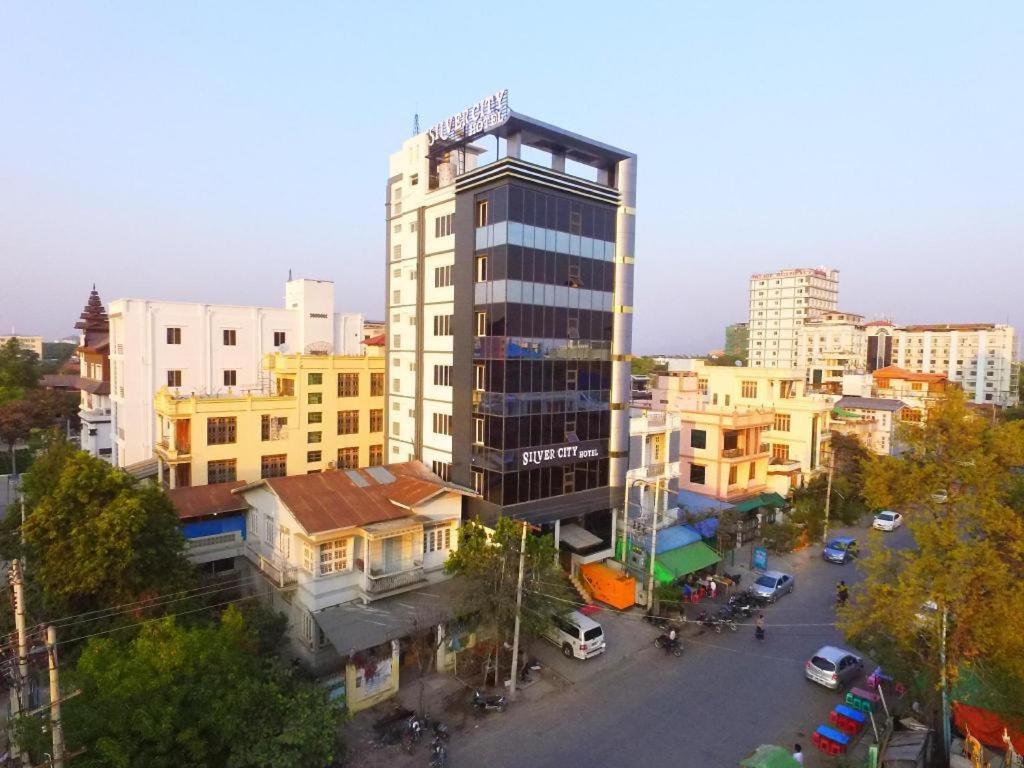 Silver City Hotel Mandalay Eksteriør bilde