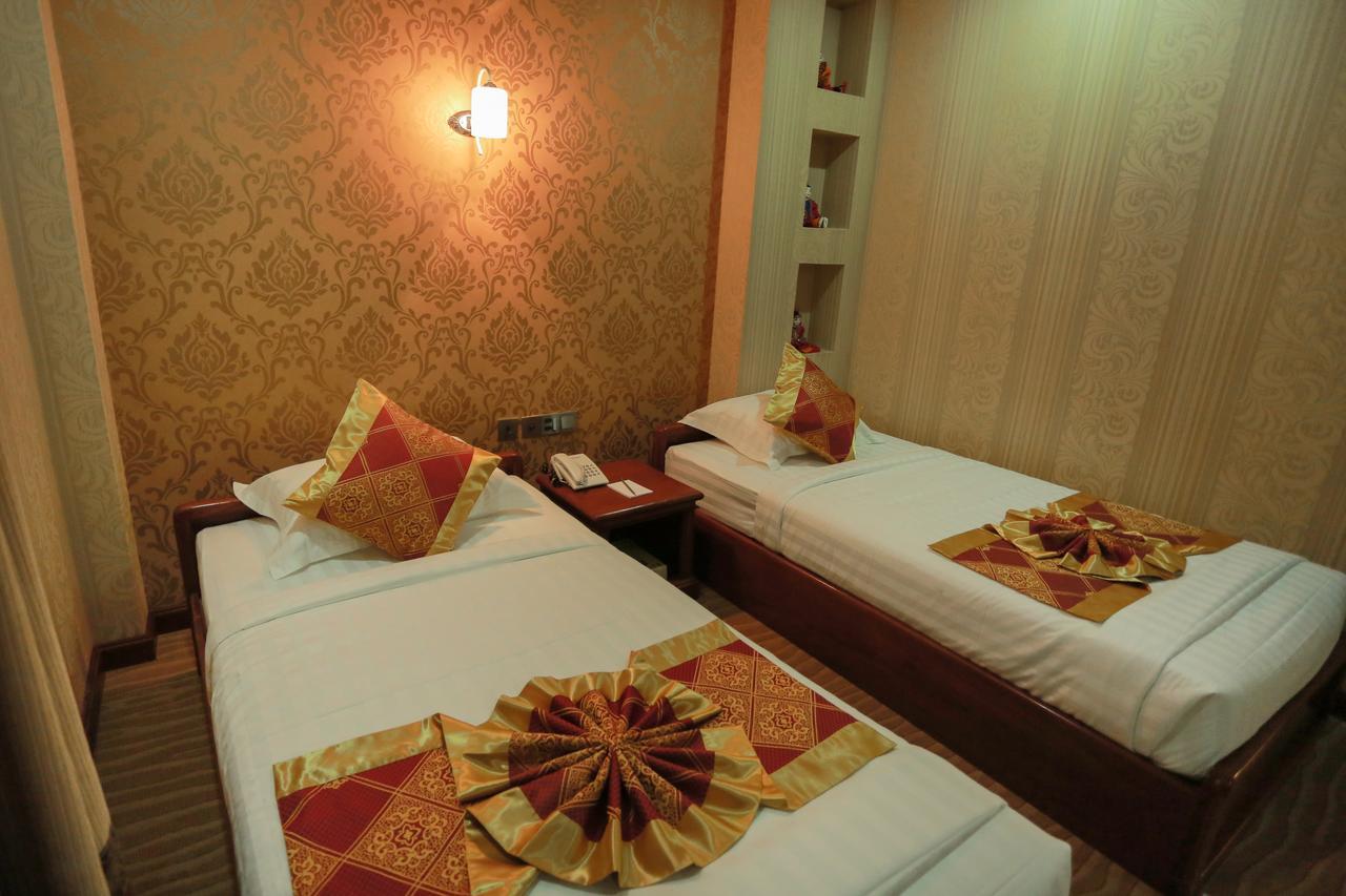 Silver City Hotel Mandalay Eksteriør bilde